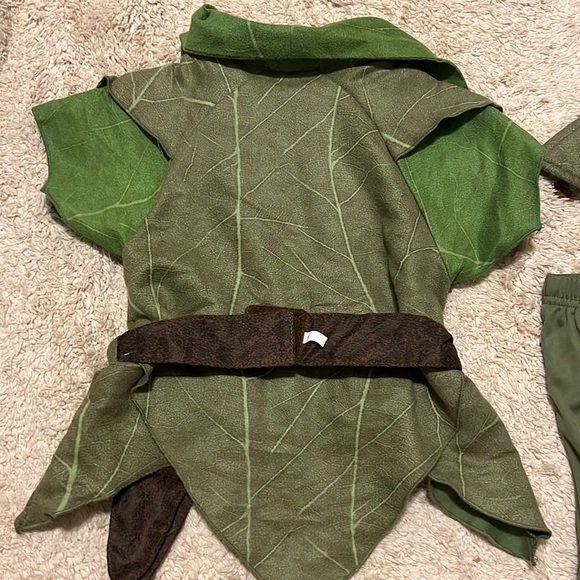 Peter Pan costume size 3T - Picture 2 of 3